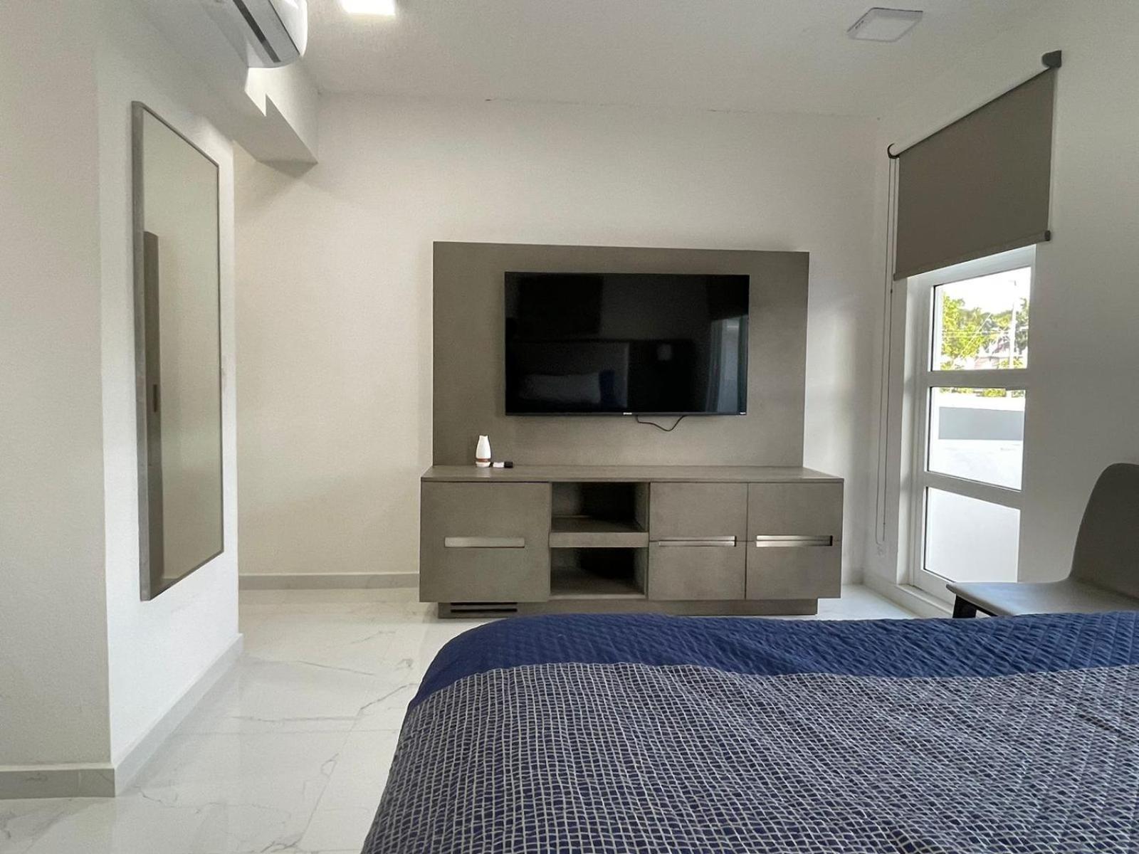 Guest House Stone Wall Residences Cancún Esterno foto