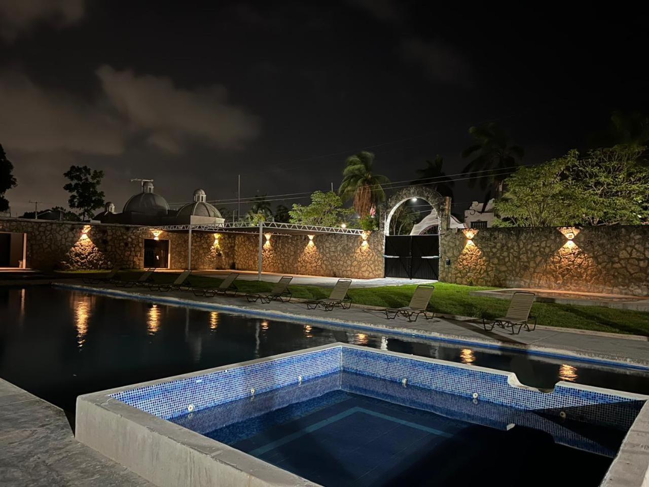 Guest House Stone Wall Residences Cancún Esterno foto