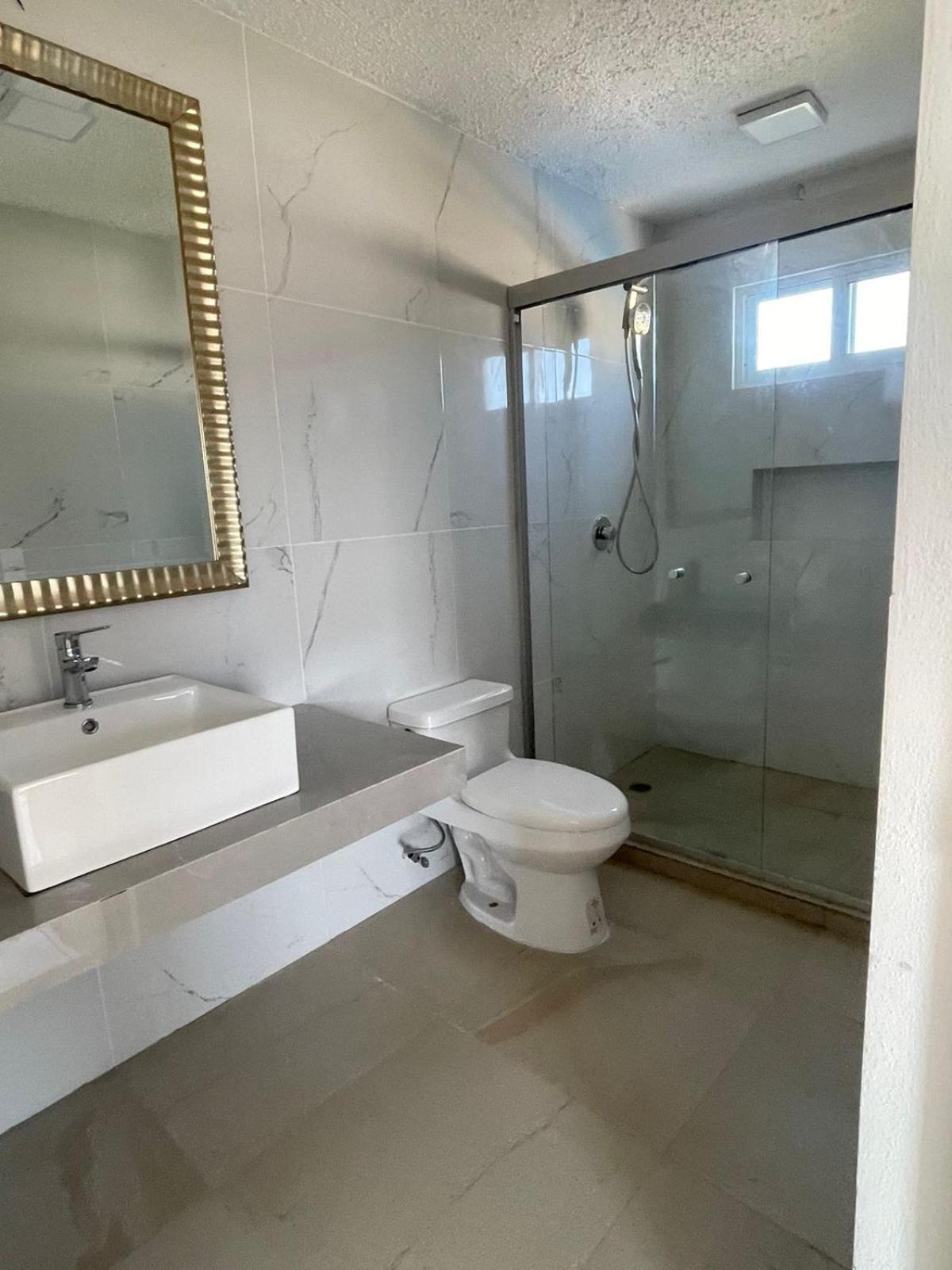 Guest House Stone Wall Residences Cancún Esterno foto